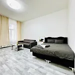 Stylish Studio Apt, 15 Minutes To Rathausplatz