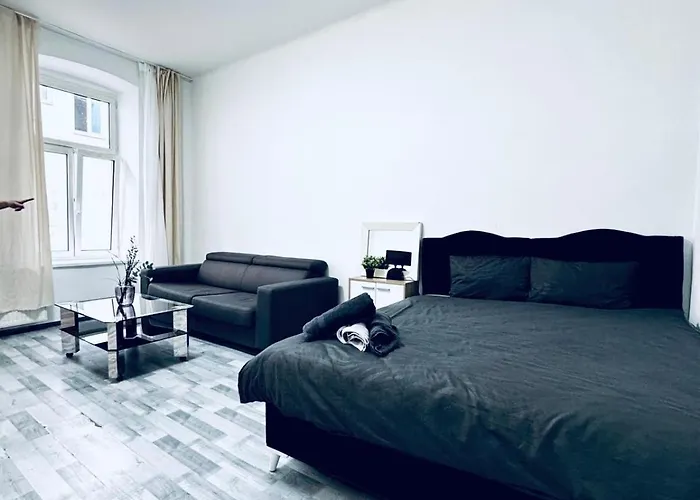 Stylish Studio Apt, 15 Minutes To Rathausplatz